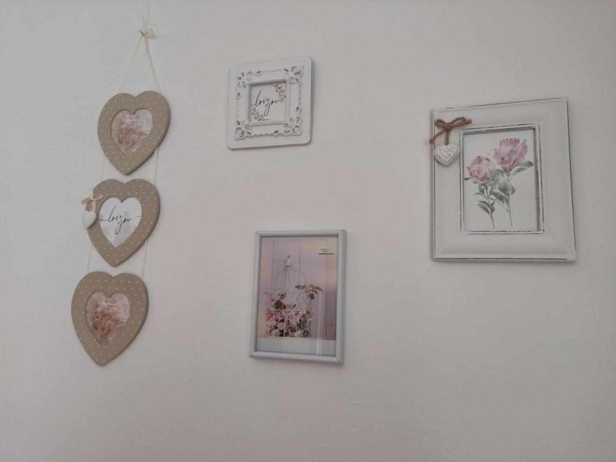 Apartmani Mara Rogoznica 로고즈니차 외부 사진