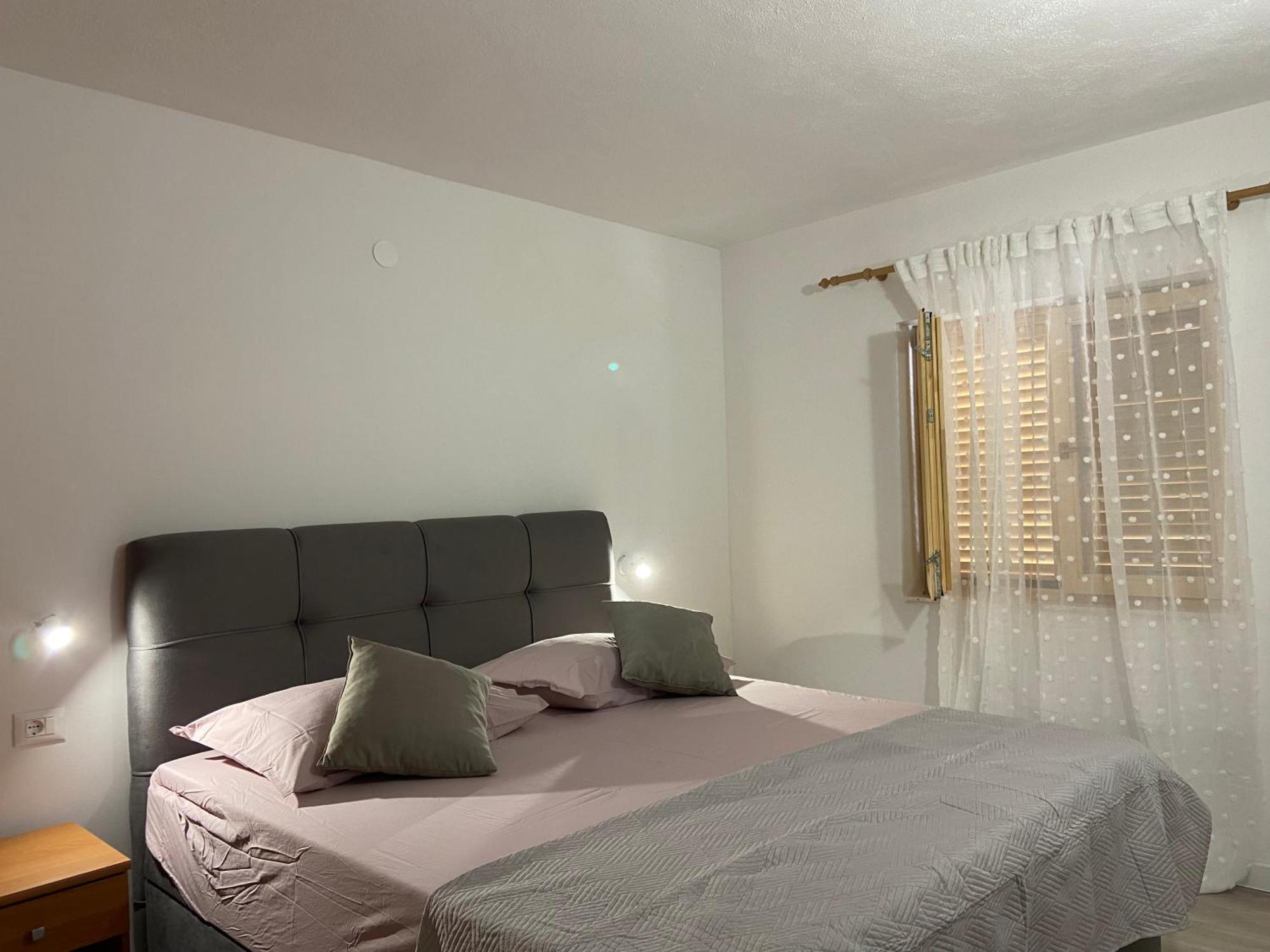 Apartmani Mara Rogoznica 로고즈니차 외부 사진