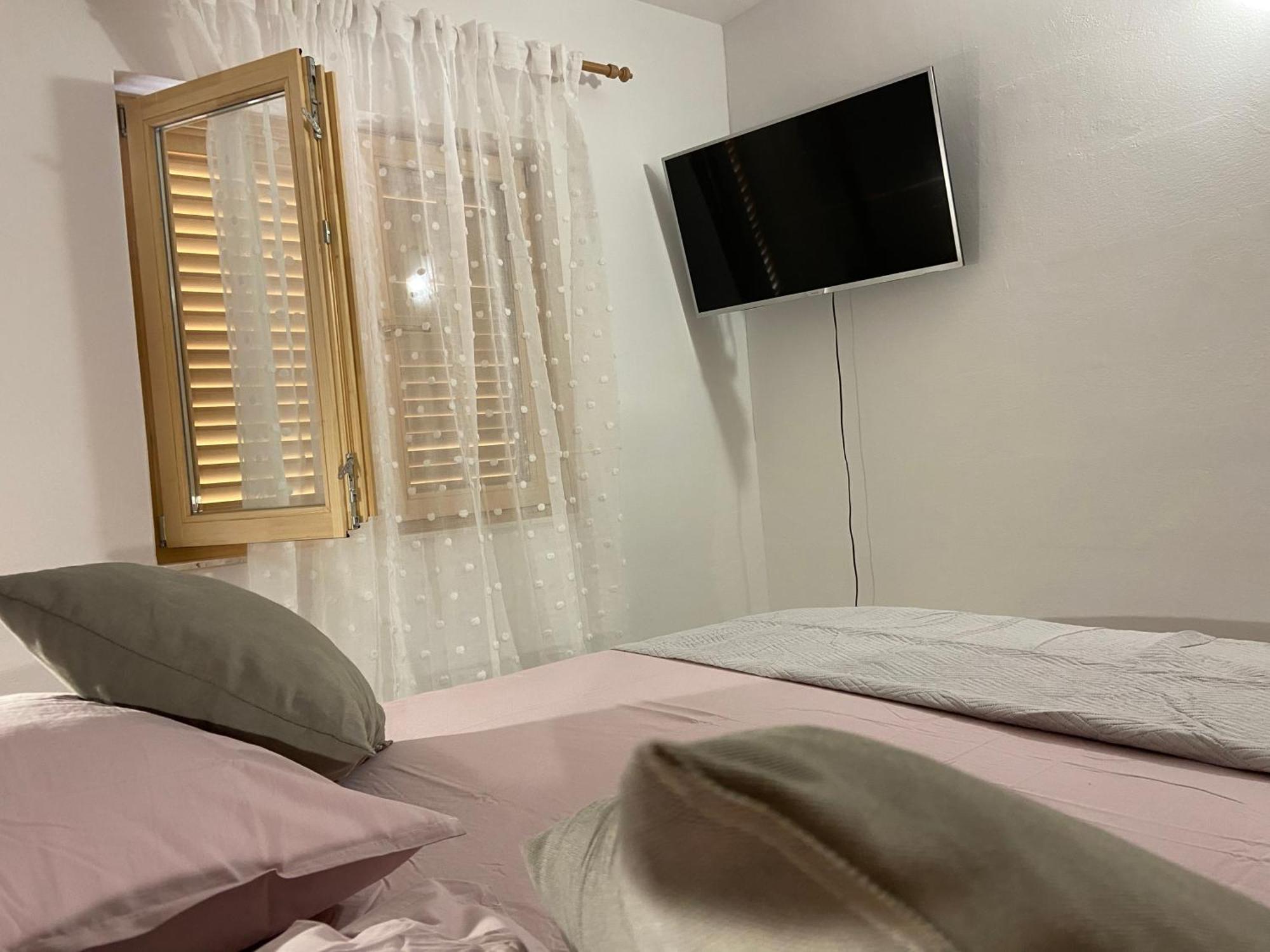 Apartmani Mara Rogoznica 로고즈니차 외부 사진